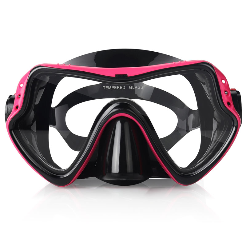 scuba diving mask